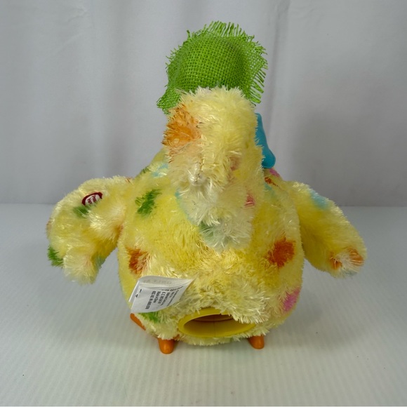 Hallmark Easter Squawkin Egg Laying Chicken Singing Mama Hen w/ Extra Eggs Works - Picture 7 of 17
